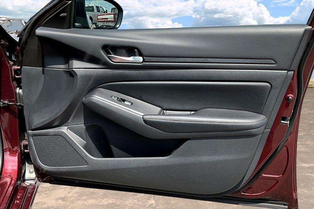 Nissan Altima SV FWD 2025