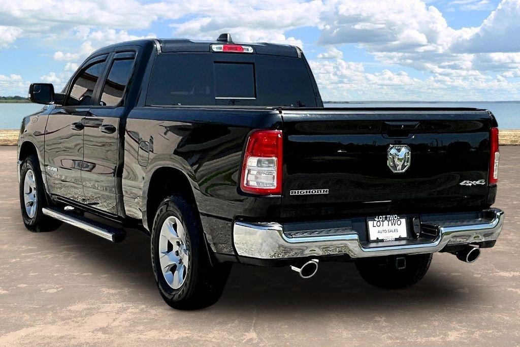 RAM 1500 Big Horn 4x4 Quad Cab 6'4" Box 2022