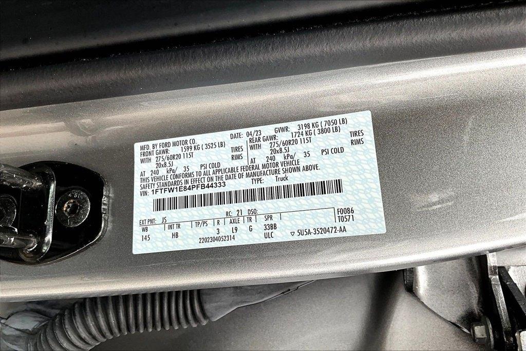 Ford F-150 XL 4WD SuperCrew 5.5' Box 2023