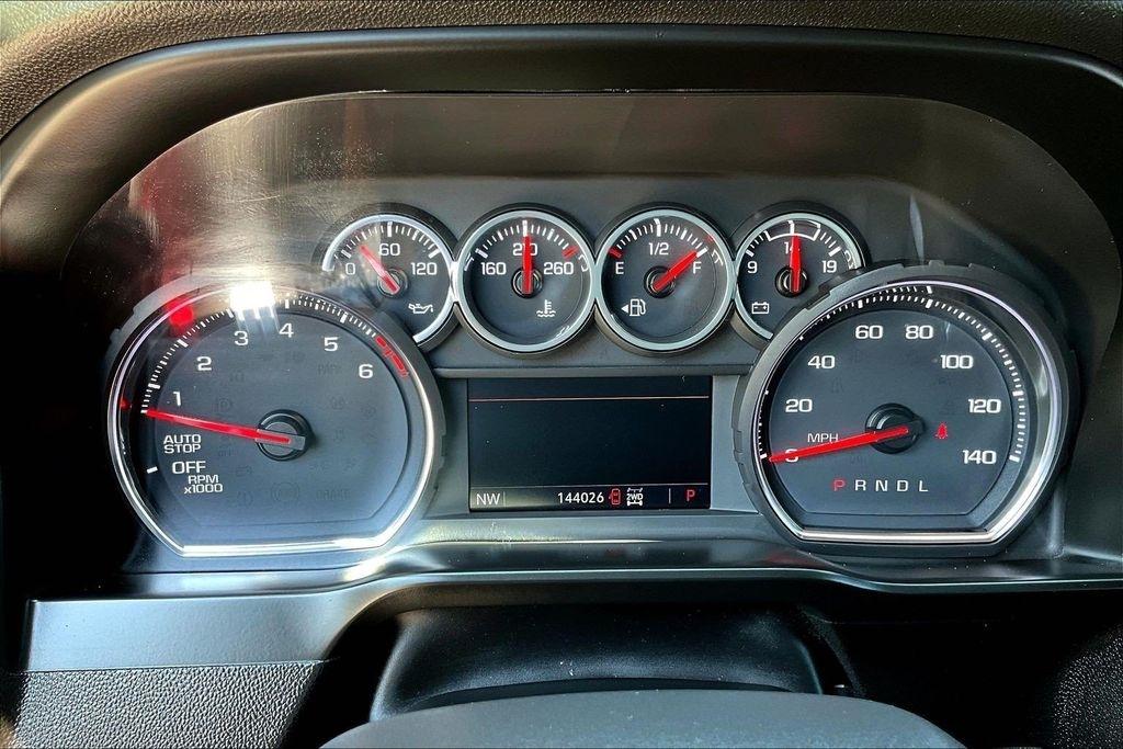 Chevrolet Silverado 1500 4WD Crew Cab 147" RST 2020