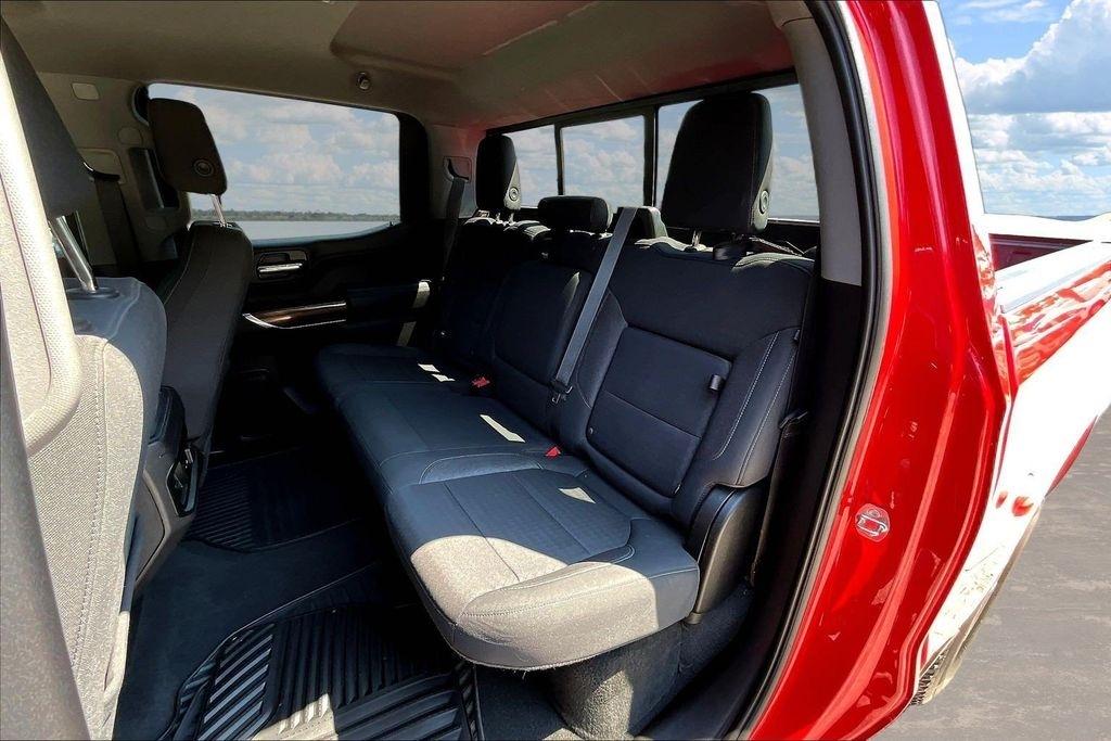 Chevrolet Silverado 1500 4WD Crew Cab 147" RST 2020
