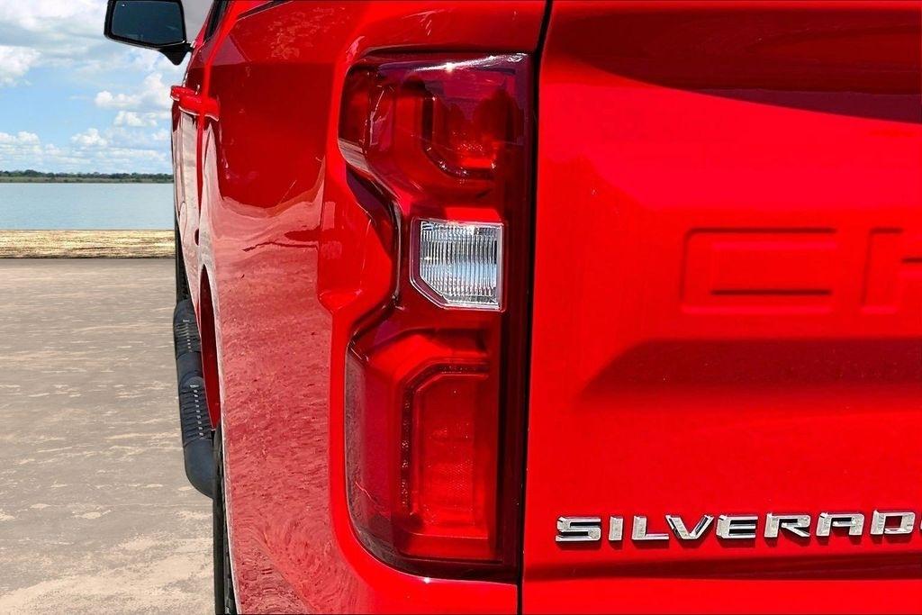Chevrolet Silverado 1500 4WD Crew Cab 147" RST 2020