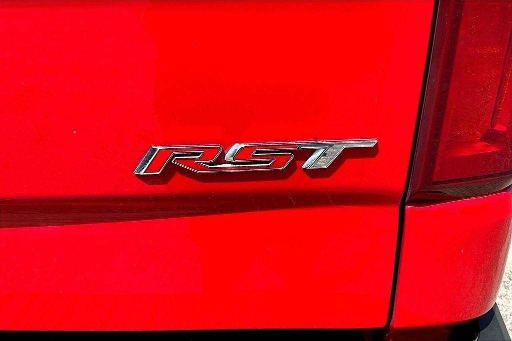 Chevrolet Silverado 1500 4WD Crew Cab 147" RST 2020
