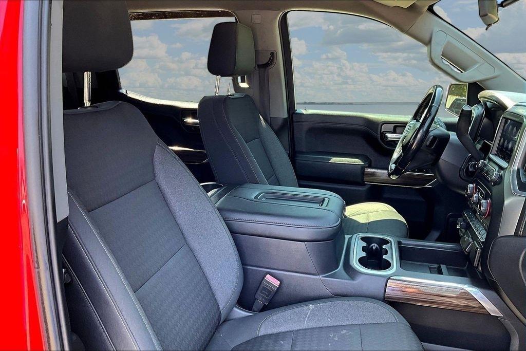 Chevrolet Silverado 1500 4WD Crew Cab 147" RST 2020