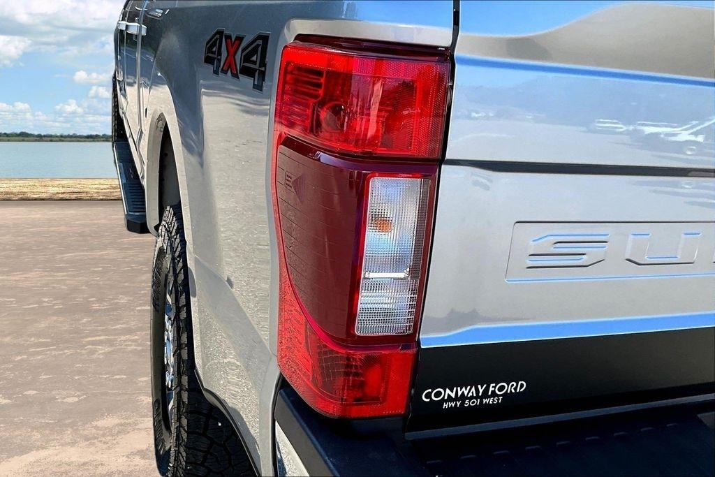 Ford F-250 SD Lariat 4WD Crew Cab 8' Box 2022