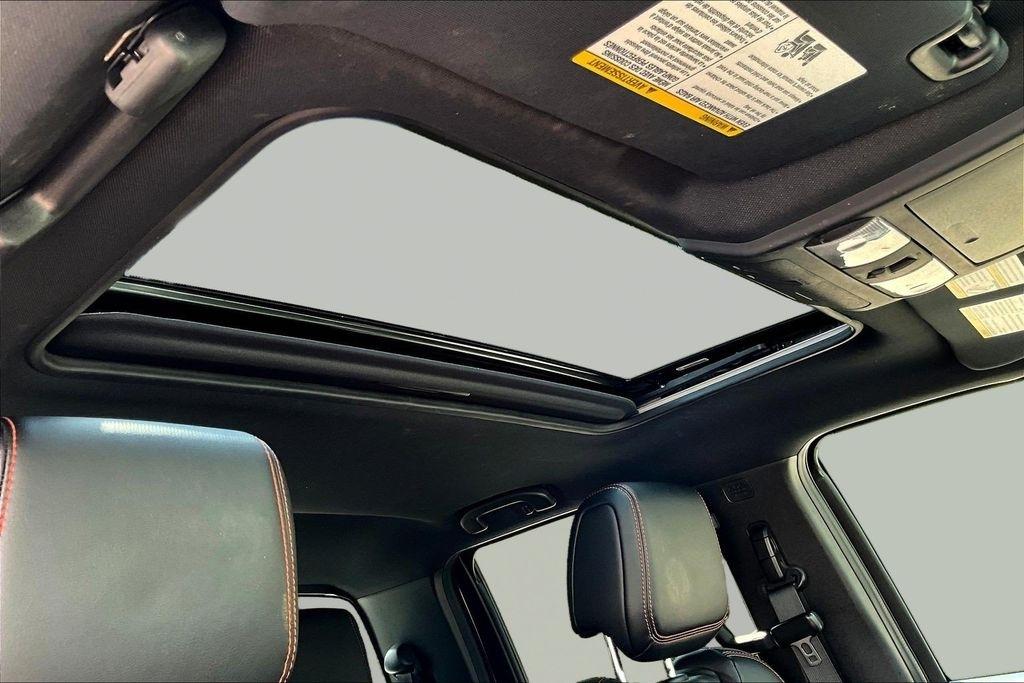 Nissan Frontier Crew Cab 4x4 PRO-4X Auto *Ltd Avail* 2023