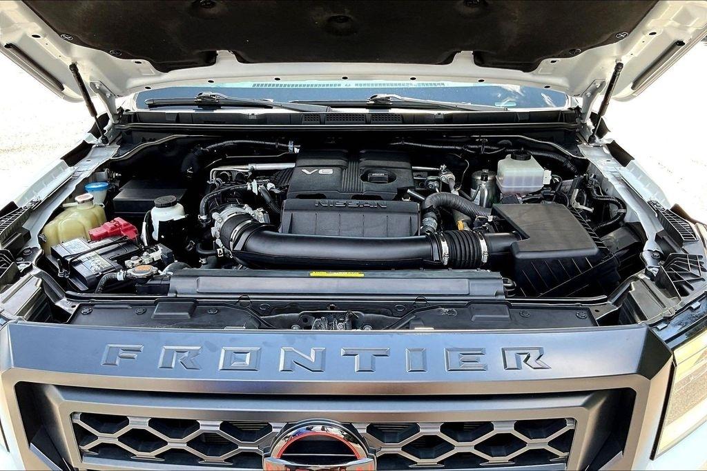 Nissan Frontier Crew Cab 4x4 PRO-4X Auto *Ltd Avail* 2023