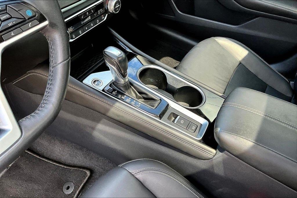 Nissan Altima 2.5 SL Sedan 2023
