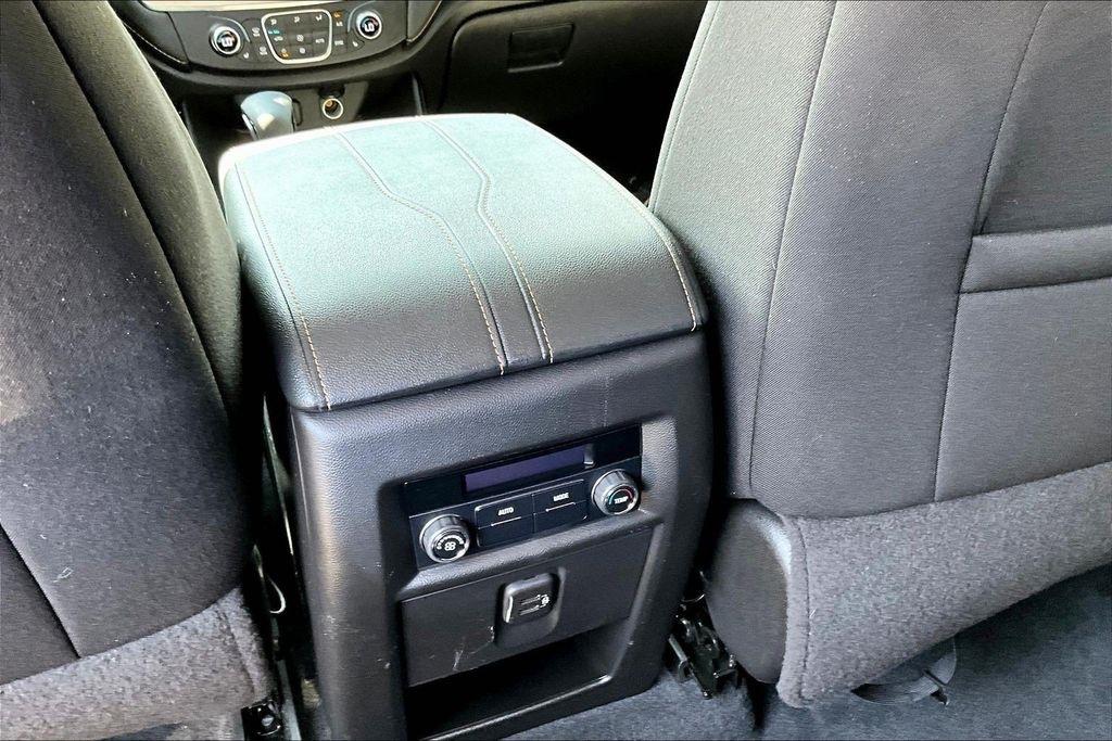 Chevrolet Traverse FWD 4dr LT Cloth w/1LT 2021