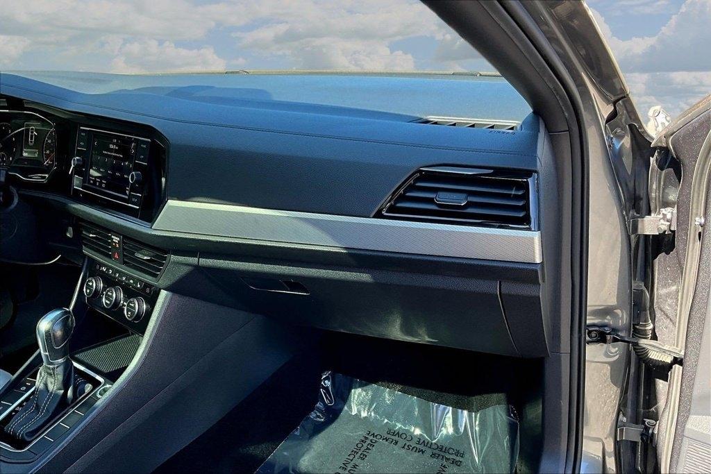 Volkswagen Jetta R-Line Auto w/ULEV 2019