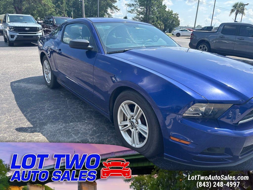 Ford Mustang V6 Coupe 2014