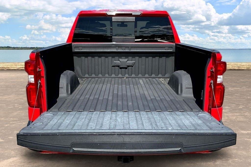 Chevrolet Silverado 1500 4WD Crew Cab 147" RST 2021
