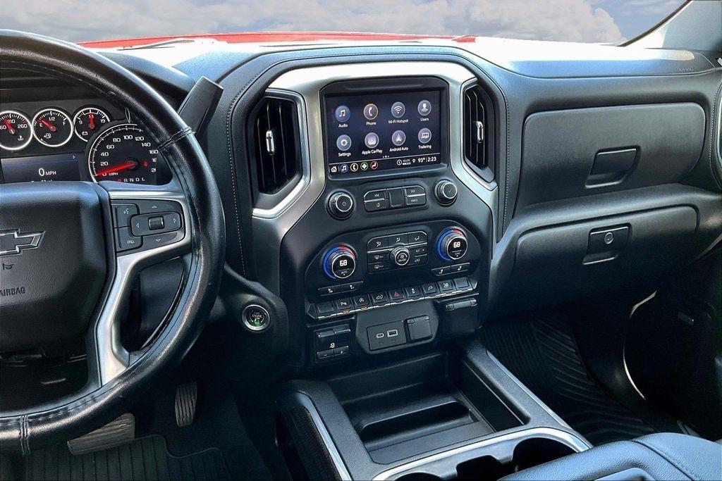 Chevrolet Silverado 1500 4WD Crew Cab 147" RST 2021