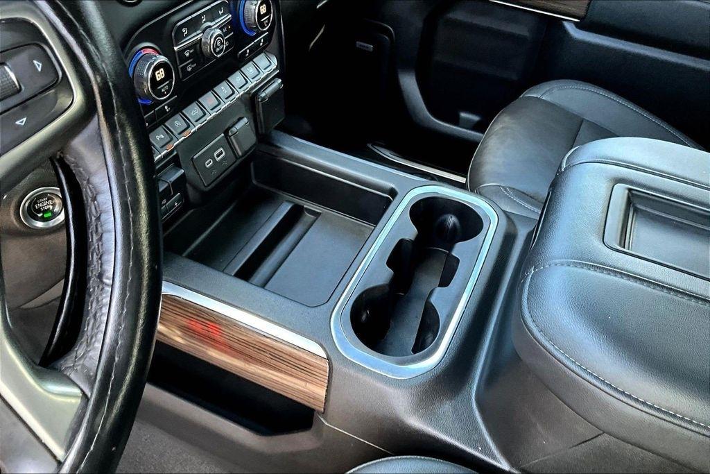 Chevrolet Silverado 1500 4WD Crew Cab 147" RST 2021