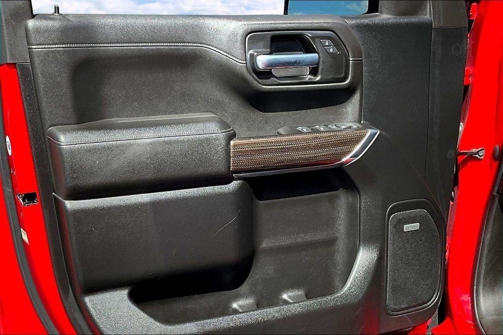 Chevrolet Silverado 1500 4WD Crew Cab 147" RST 2021