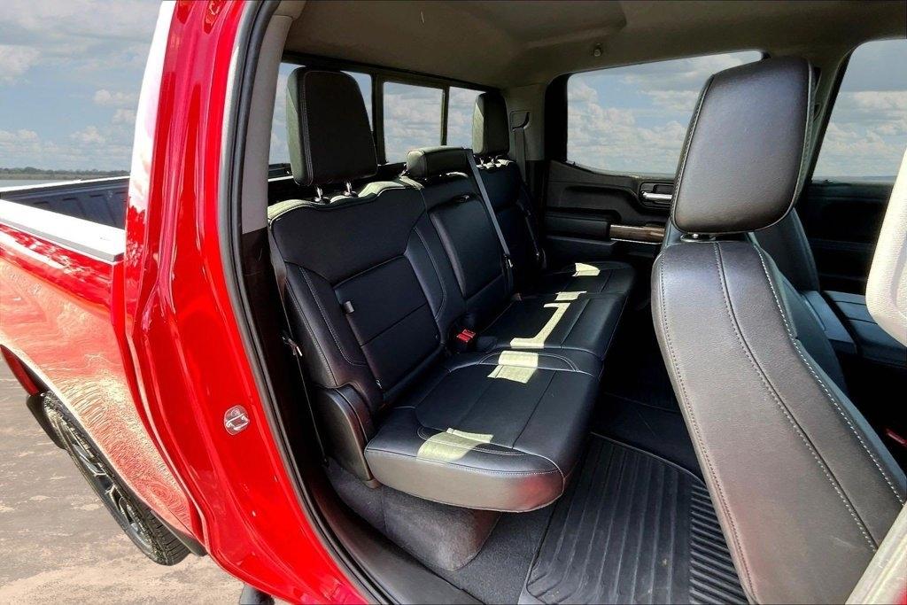 Chevrolet Silverado 1500 4WD Crew Cab 147" RST 2021