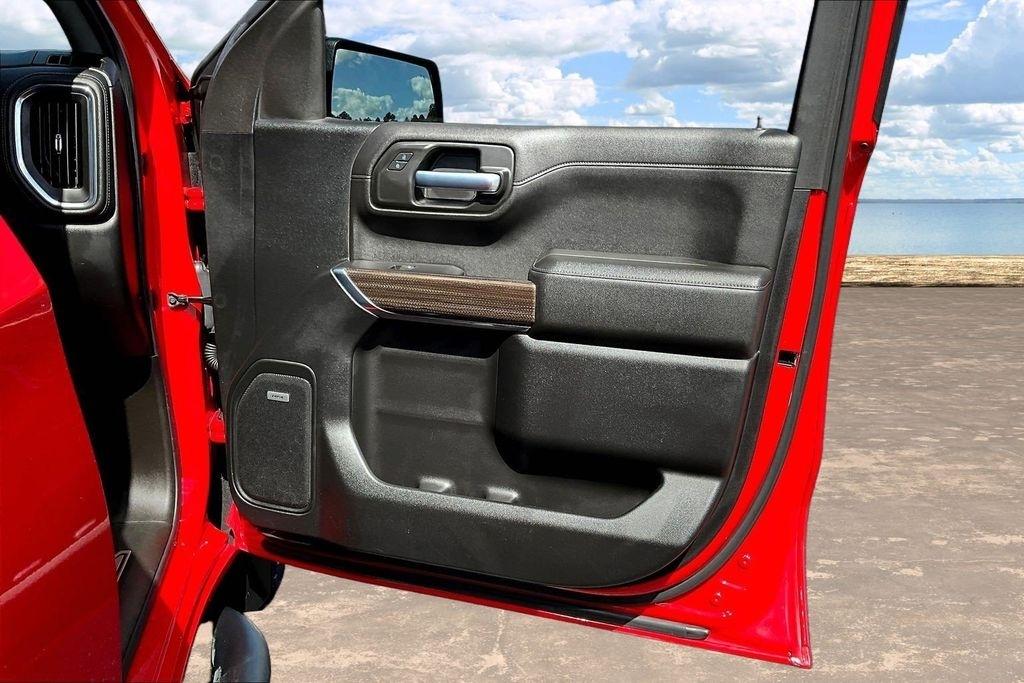 Chevrolet Silverado 1500 4WD Crew Cab 147" RST 2021