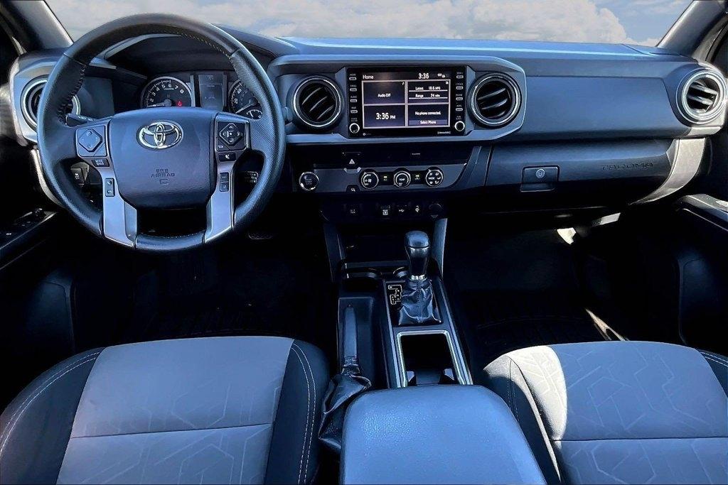 Toyota Tacoma SR5 Double Cab 5' Bed V6 AT (Natl) 2020