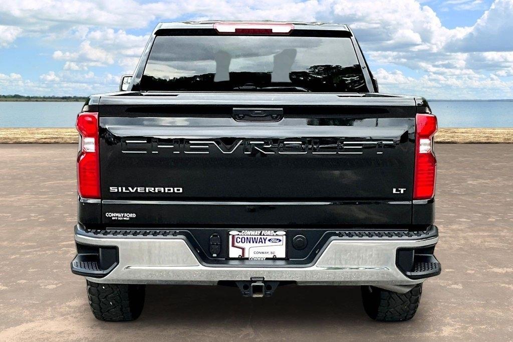 Chevrolet Silverado 1500 4WD Crew Cab 147" LT w/1LT 2026