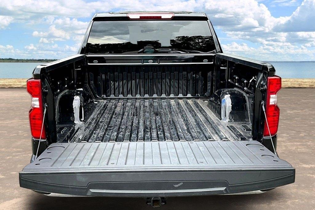 Chevrolet Silverado 1500 4WD Crew Cab 147" LT w/1LT 2026