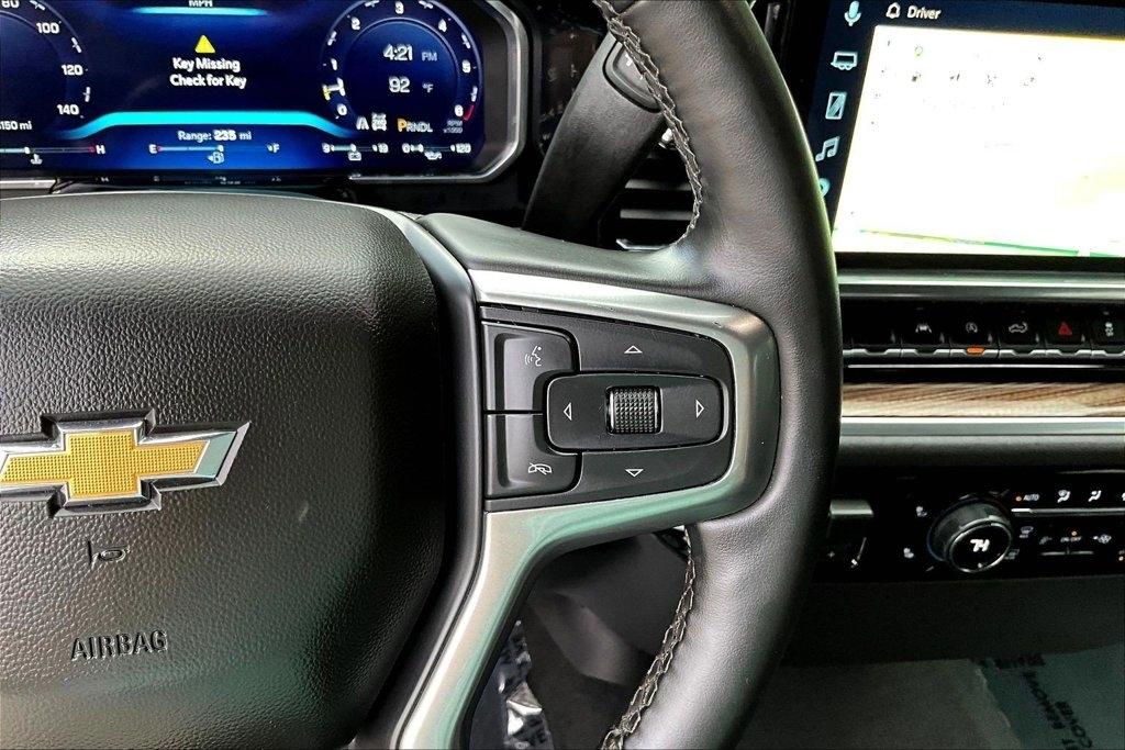 Chevrolet Silverado 1500 4WD Crew Cab 147" LT w/1LT 2026
