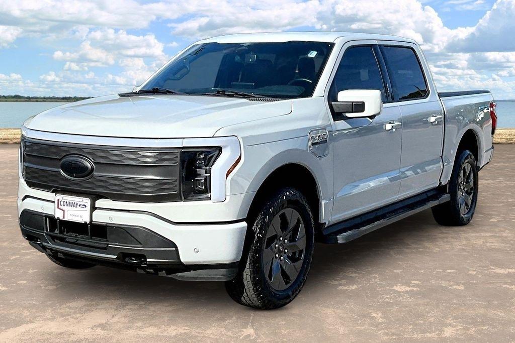Ford F-150 Lightning LARIAT 4WD SuperCrew 5.5' Box 2023