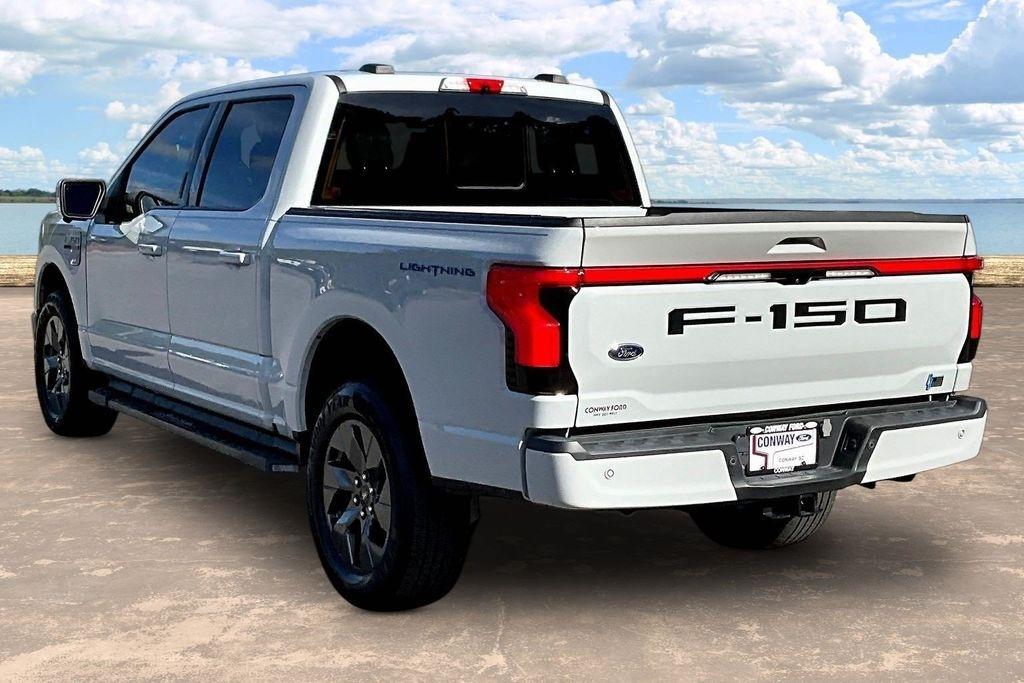 Ford F-150 Lightning LARIAT 4WD SuperCrew 5.5' Box 2023
