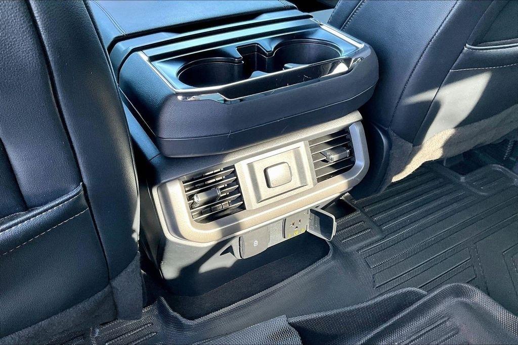 Ford F-150 Lightning LARIAT 4WD SuperCrew 5.5' Box 2023