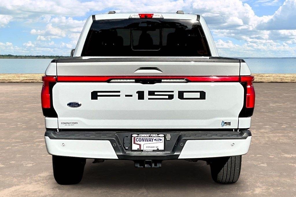 Ford F-150 Lightning LARIAT 4WD SuperCrew 5.5' Box 2023
