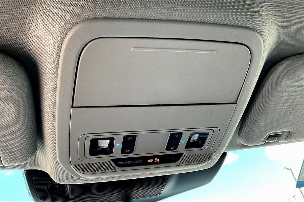 Ford Explorer XLT RWD 2024
