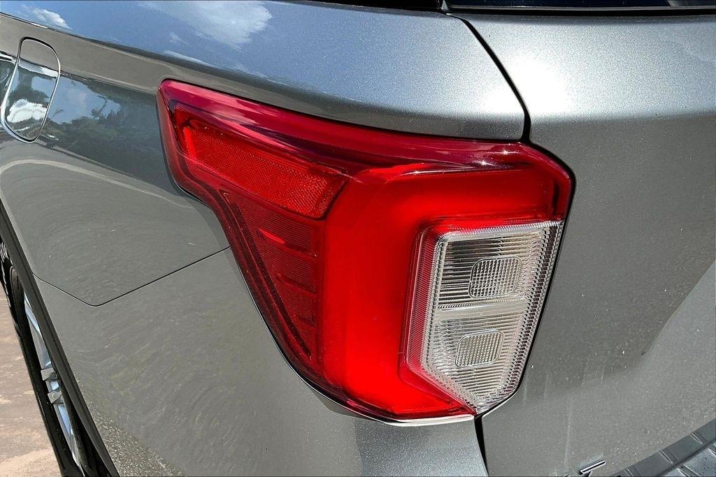 Ford Explorer XLT RWD 2024