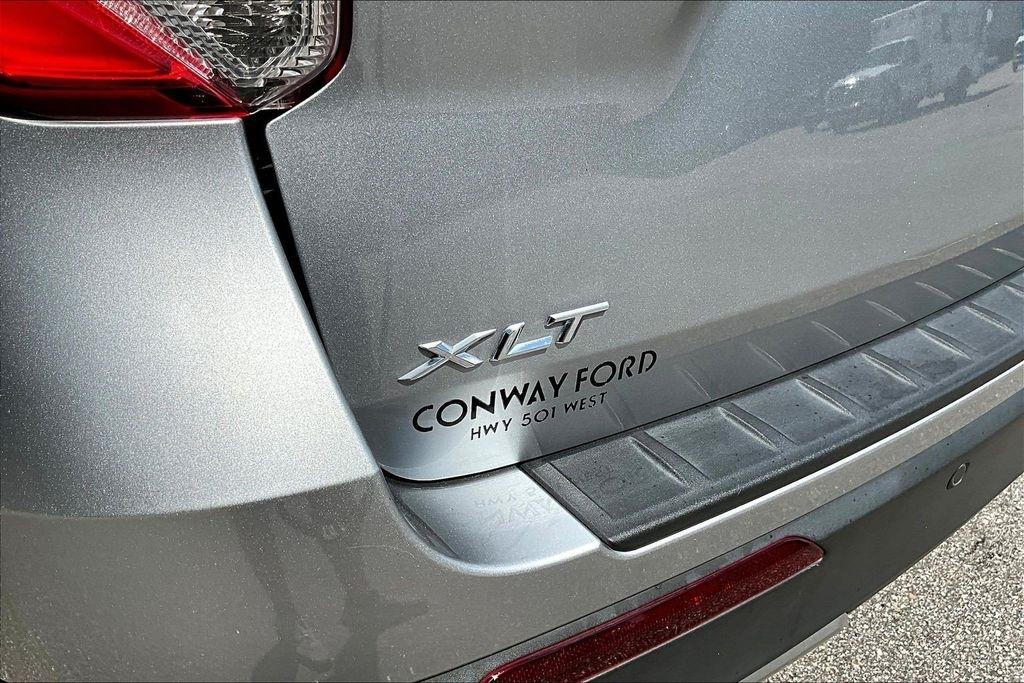 Ford Explorer XLT RWD 2024