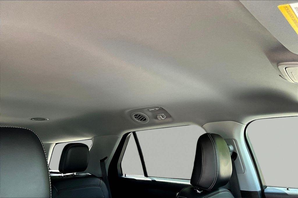 Ford Explorer XLT RWD 2024