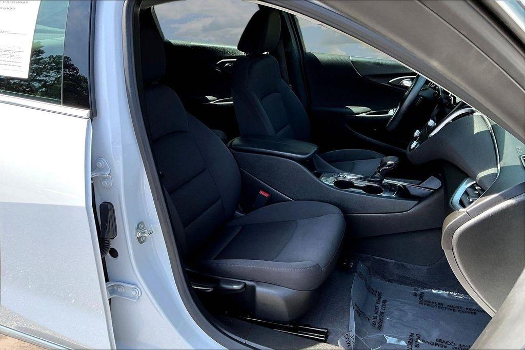 Chevrolet Malibu 4dr Sdn 1LT 2023