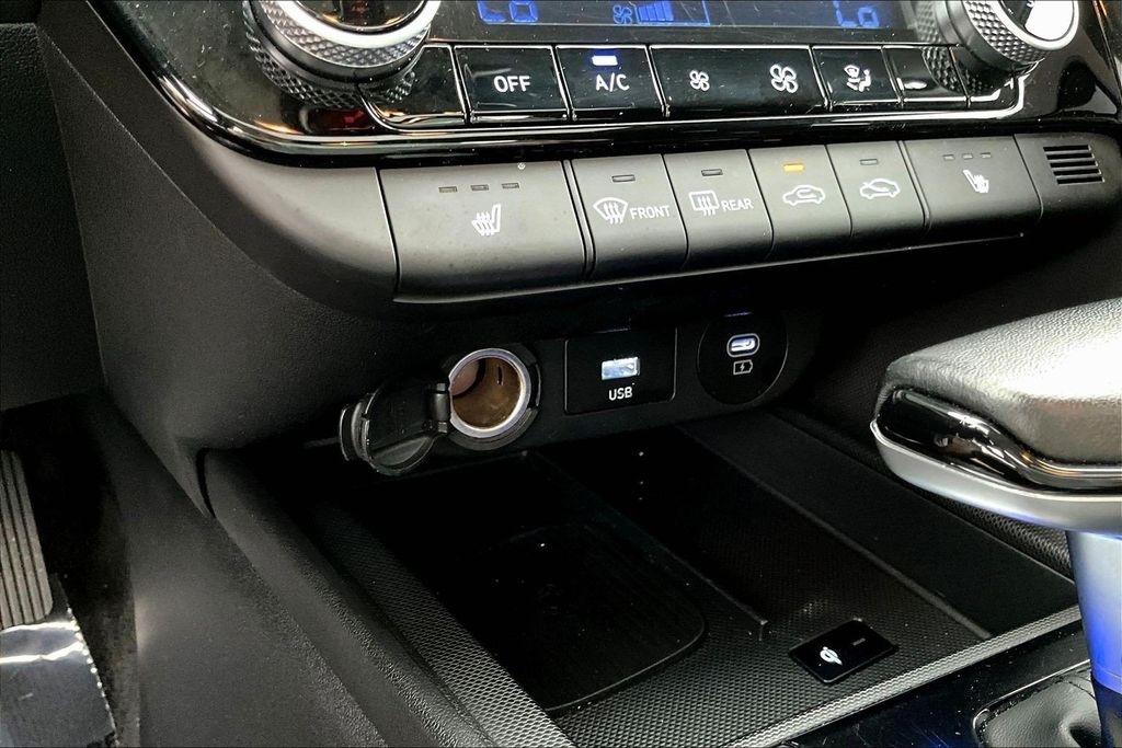 Hyundai Elantra SEL Convenience IVT 2025
