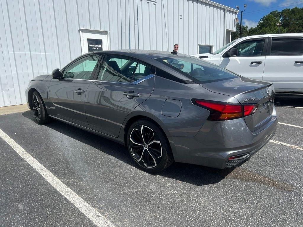 Nissan Altima SR FWD 2026