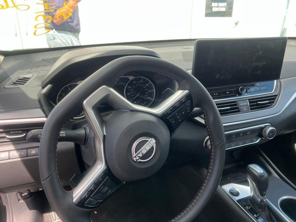 Nissan Altima SR FWD 2026