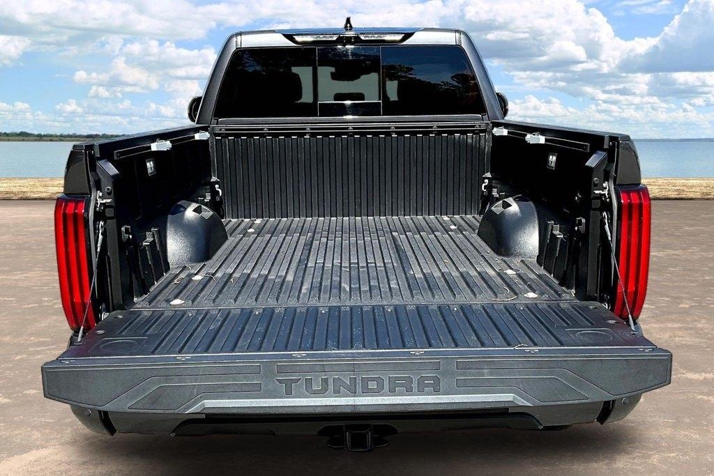 Toyota Tundra 4WD SR5 Double Cab 6.5' Bed (Natl) 2023