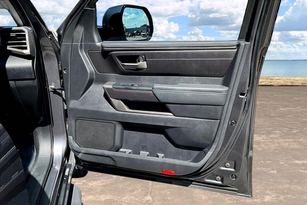 Toyota Tundra 4WD SR5 Double Cab 6.5' Bed (Natl) 2023