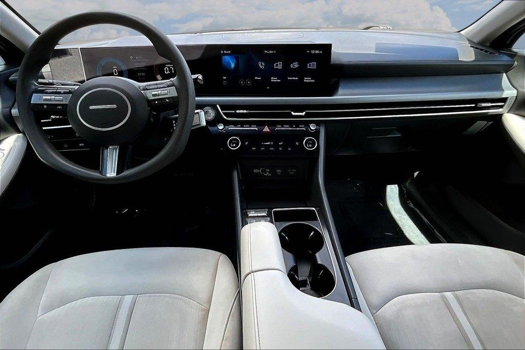 Hyundai Sonata SEL FWD 2025