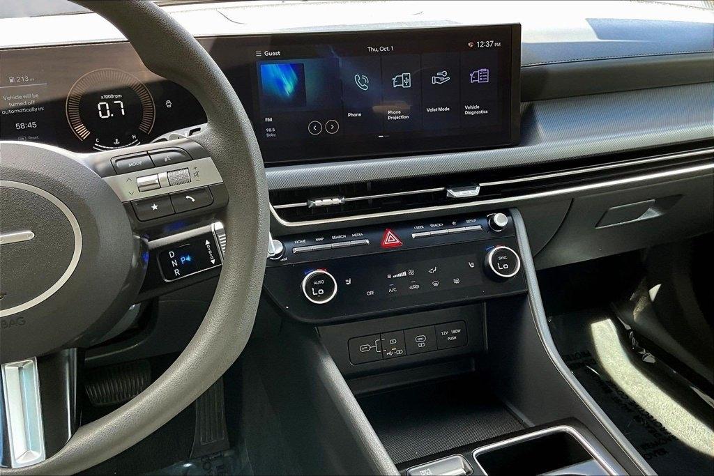 Hyundai Sonata SEL FWD 2025