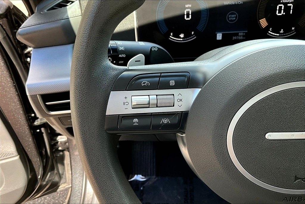 Hyundai Sonata SEL FWD 2025