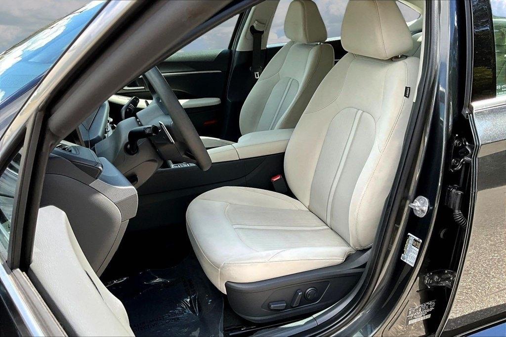 Hyundai Sonata SEL FWD 2025