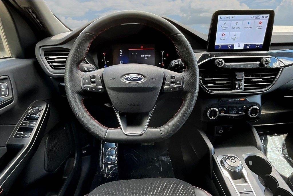 Ford Escape ST-Line FWD 2025