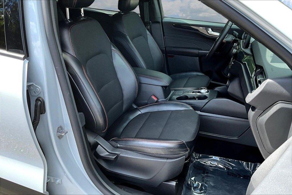 Ford Escape ST-Line FWD 2025