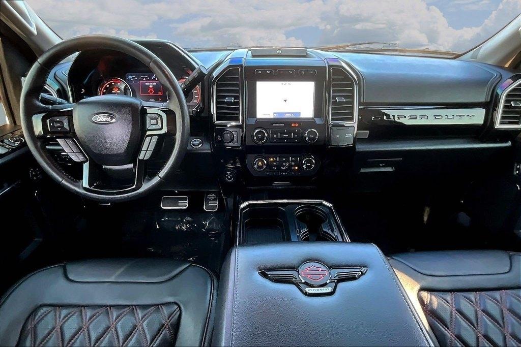 Ford Super Duty F-250 SRW King Ranch 4WD Crew Cab 8' Box 2021