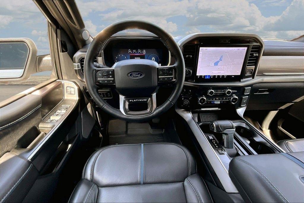 Ford F-150 Platinum 4WD SuperCrew 5.5' Box 2025