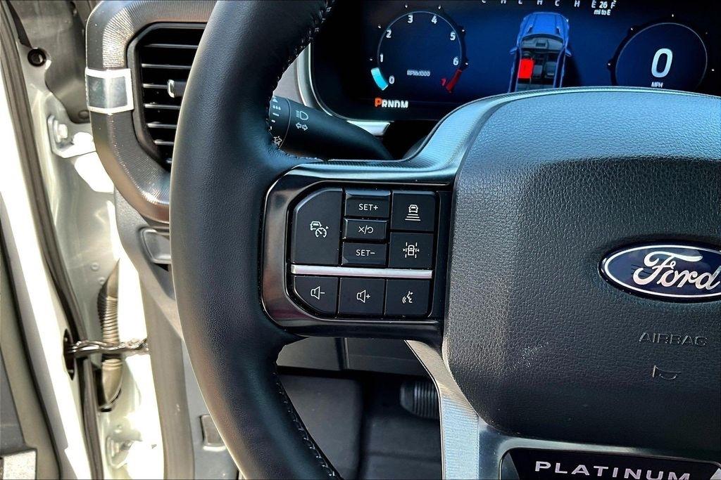Ford F-150 Platinum 4WD SuperCrew 5.5' Box 2025