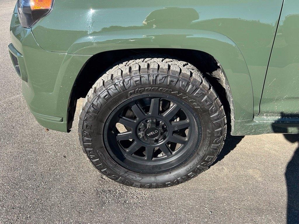 Toyota 4Runner TRD Sport 4WD (Natl) 2022