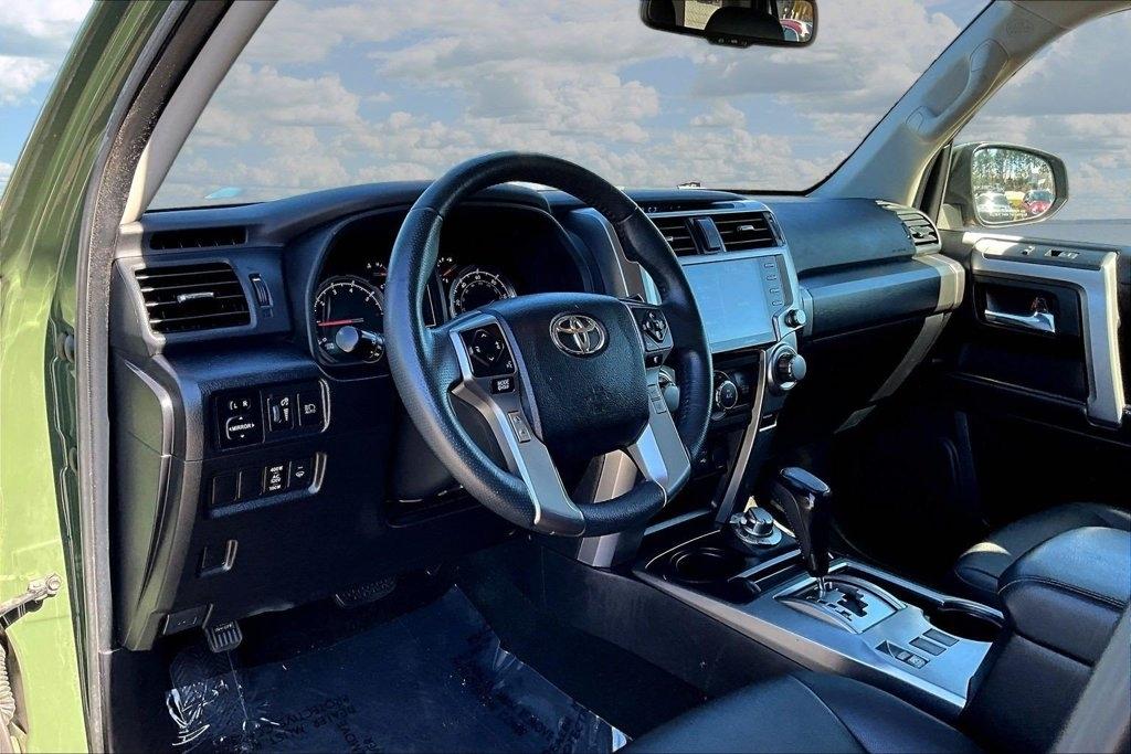 Toyota 4Runner TRD Sport 4WD (Natl) 2022